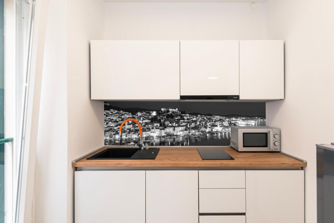 Studio Apartman Max Center Of The Old Town Free Parking Beautiful View Sibenik Ngoại thất bức ảnh